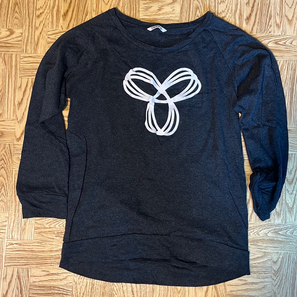 TNA lightweight cropped sleeved sweater